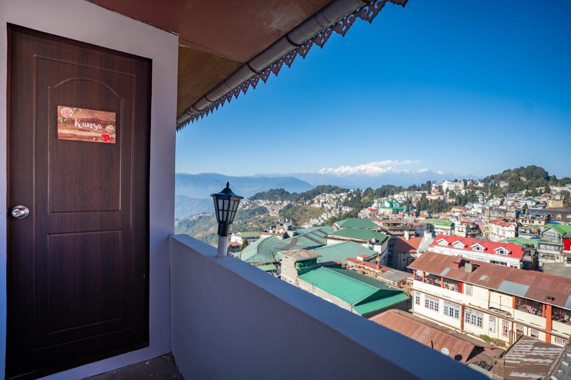 Monratino Himadrie -2 Mins Walk From Mall Road - All Rooms Have Kanchenjunga Mountain View Dárdžiling Exteriér fotografie